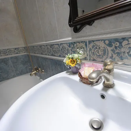 Farm stay Agriturismo Antichi Ulivi Collina *